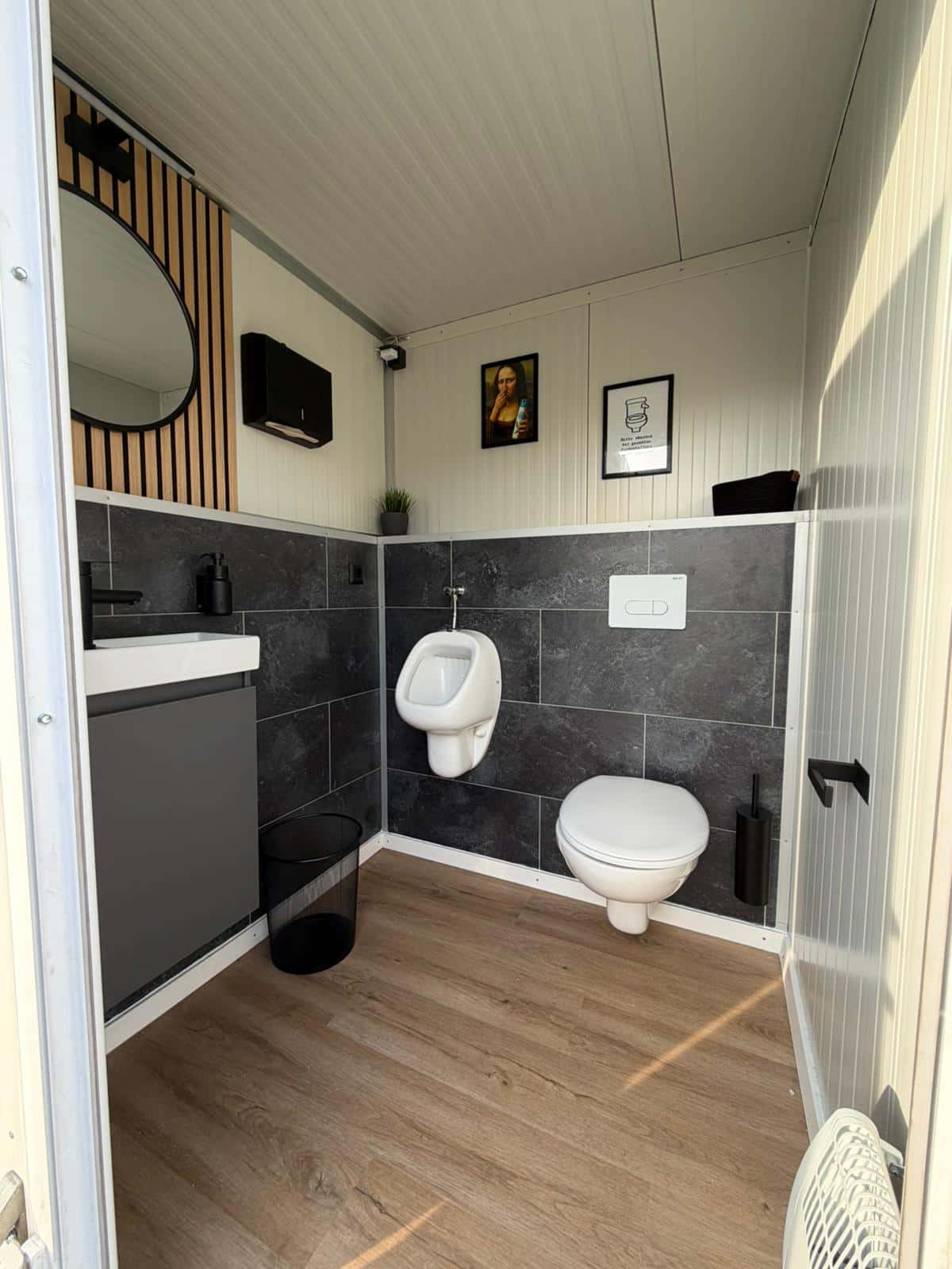 Toilettenwagen 02 - Vorschaubild 4